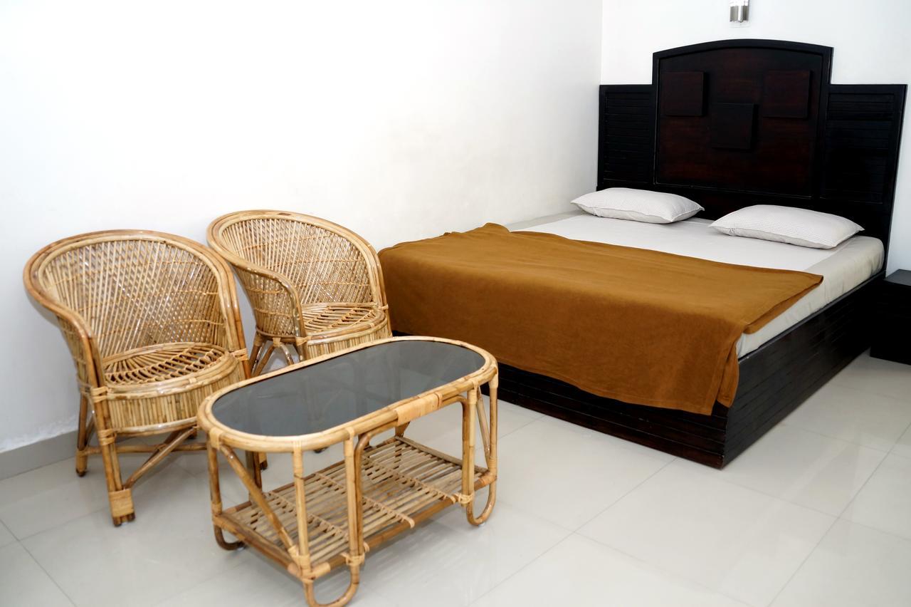 Hotel Royal Nest Vandiperiyār Zewnętrze zdjęcie